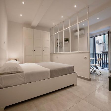 Casa Vacanze Santa Teresella 40 Neapol Zewnętrze zdjęcie