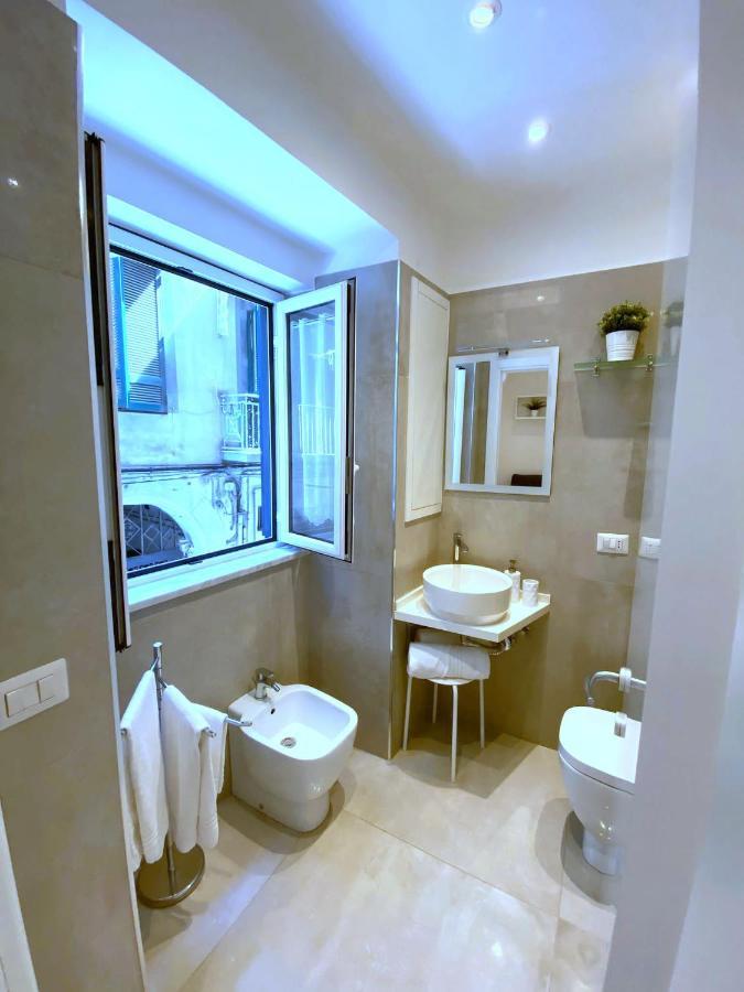 Casa Vacanze Santa Teresella 40 Neapol Zewnętrze zdjęcie